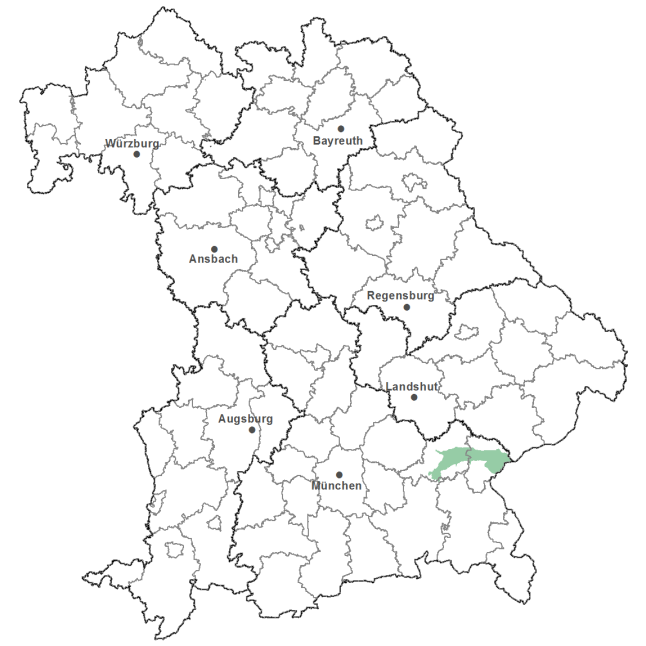 Die Karte zeigt das Bundesland Bayern. Zusätzlich sind die Grenzen der bayerischen Regierungsbezirke zu erkennen. Die ausgewählte Region ist als grüner Flächenumriss gekennzeichnet. Die Region Mühldorfer und Öttinger Schotterfelder liegt im Osten von Oberbayern.