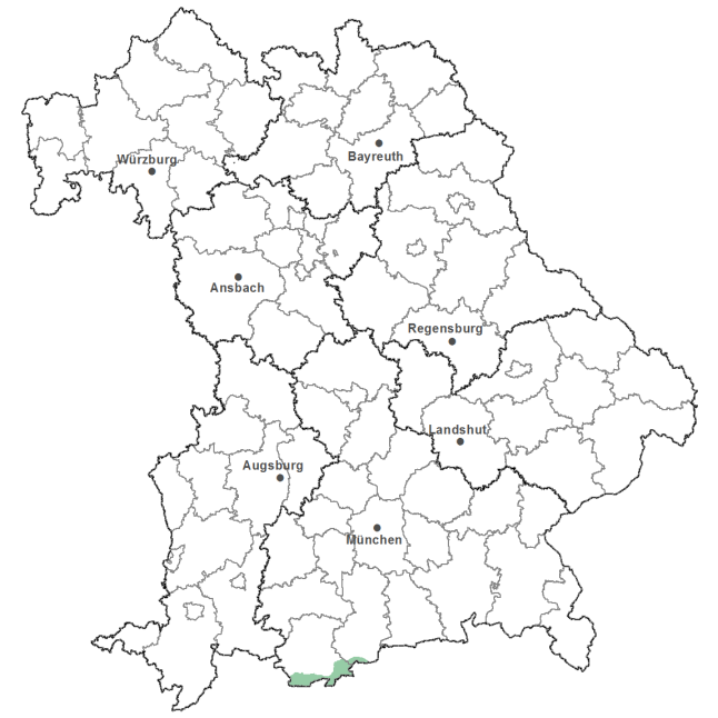 Die Karte zeigt das Bundesland Bayern. Zusätzlich sind die Grenzen der bayerischen Regierungsbezirke zu erkennen. Die ausgewählte Region ist als grüner Flächenumriss gekennzeichnet. Die Region Karwendel und Wettersteinmassiv liegt im Süden von Bayern.