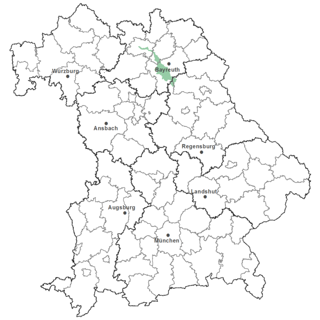 Die Karte zeigt das Bundesland Bayern. Zusätzlich sind die Grenzen der bayerischen Regierungsbezirke zu erkennen. Die ausgewählte Region ist als grüner Flächenumriss gekennzeichnet. Die Region Oberfränkisches Braunjuragebiet liegt westlich von Bayreuth.